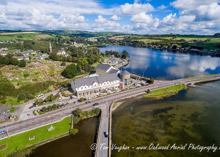 Πανσιόν The Landmark